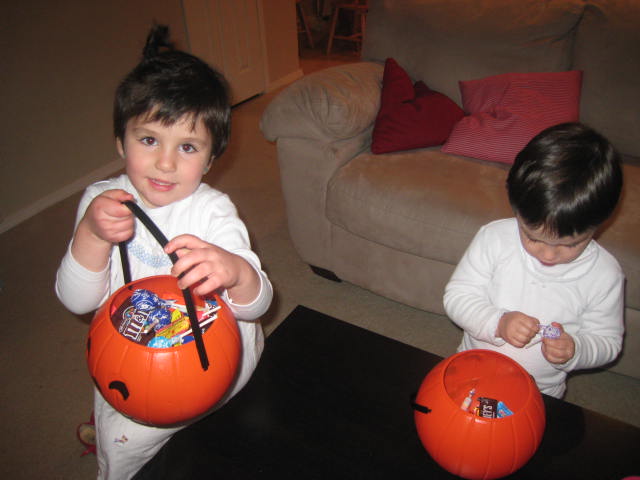 Lola y Sara con el botin!