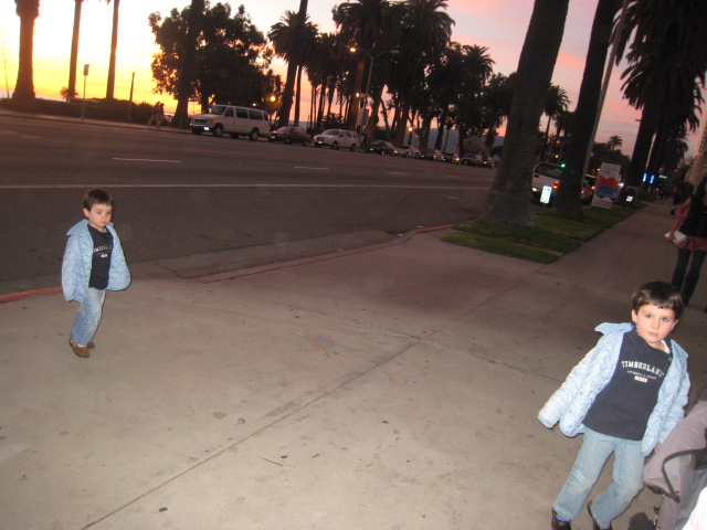 Lola y Sara en Santa Monica
