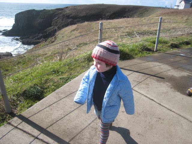 En la playa del faro de Yakina, en Newport