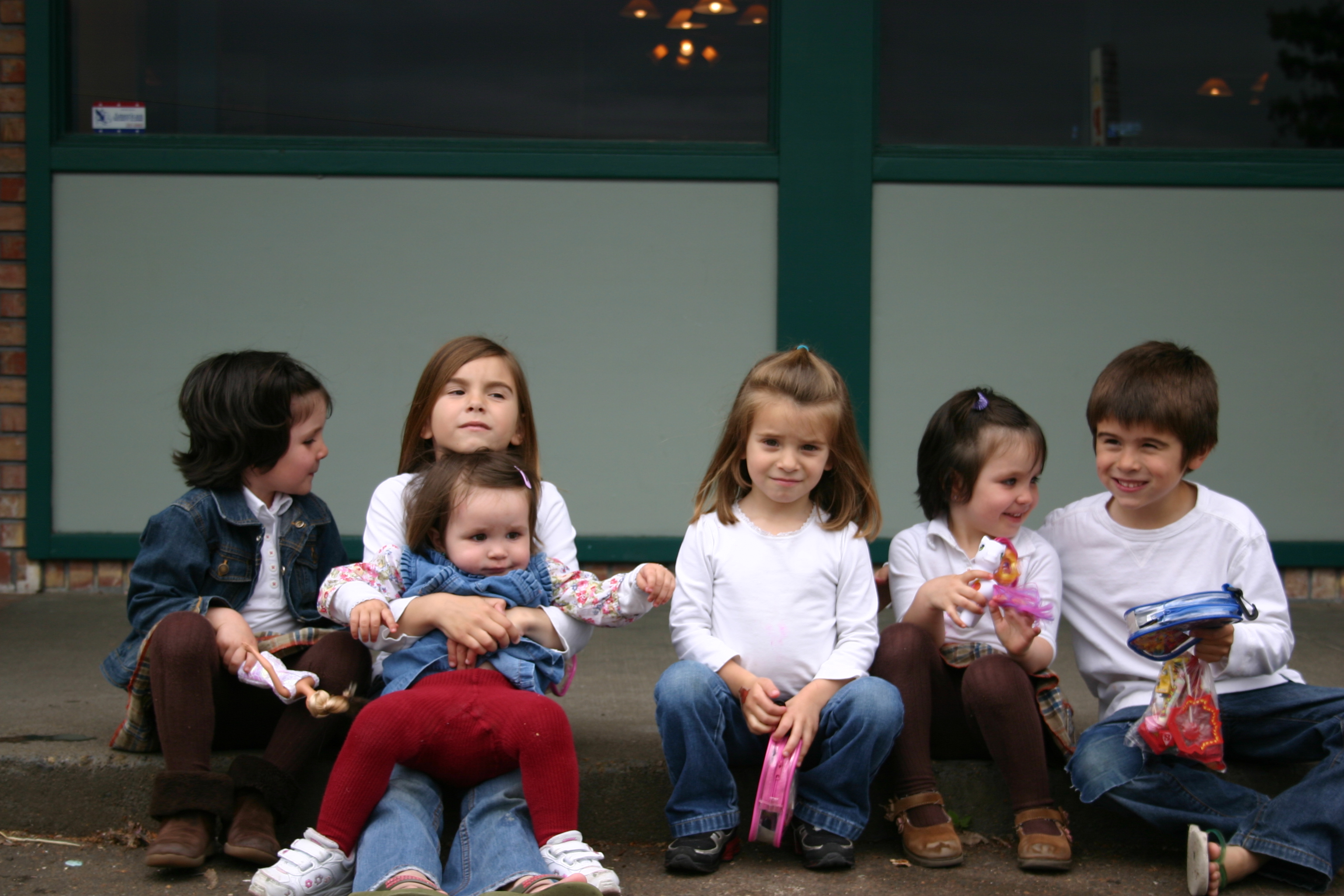 Lola, Alba, Olaiz, Angela, Sara y Andreu