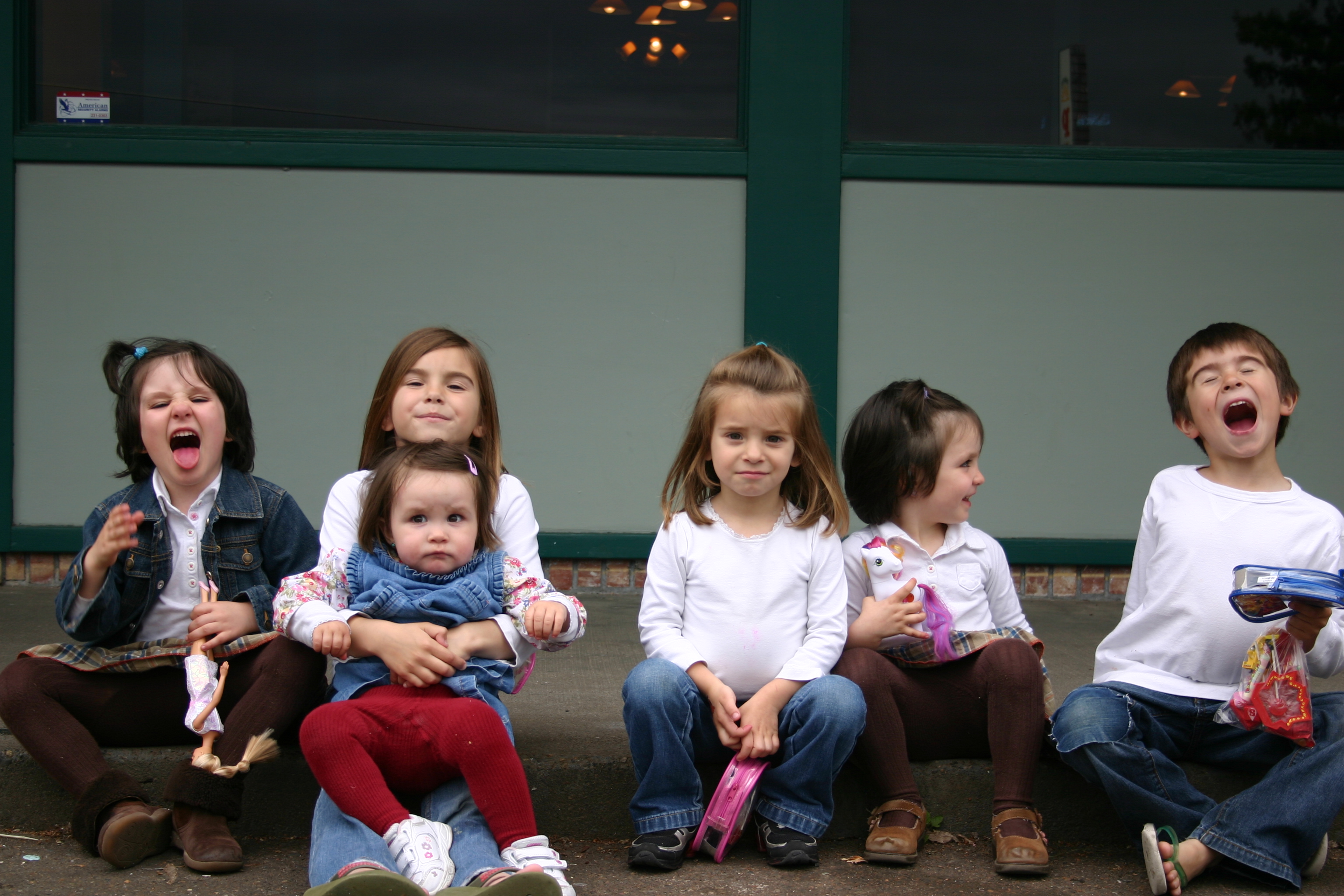 Lola, Alba, Olaiz, Angela, Sara y Andreu