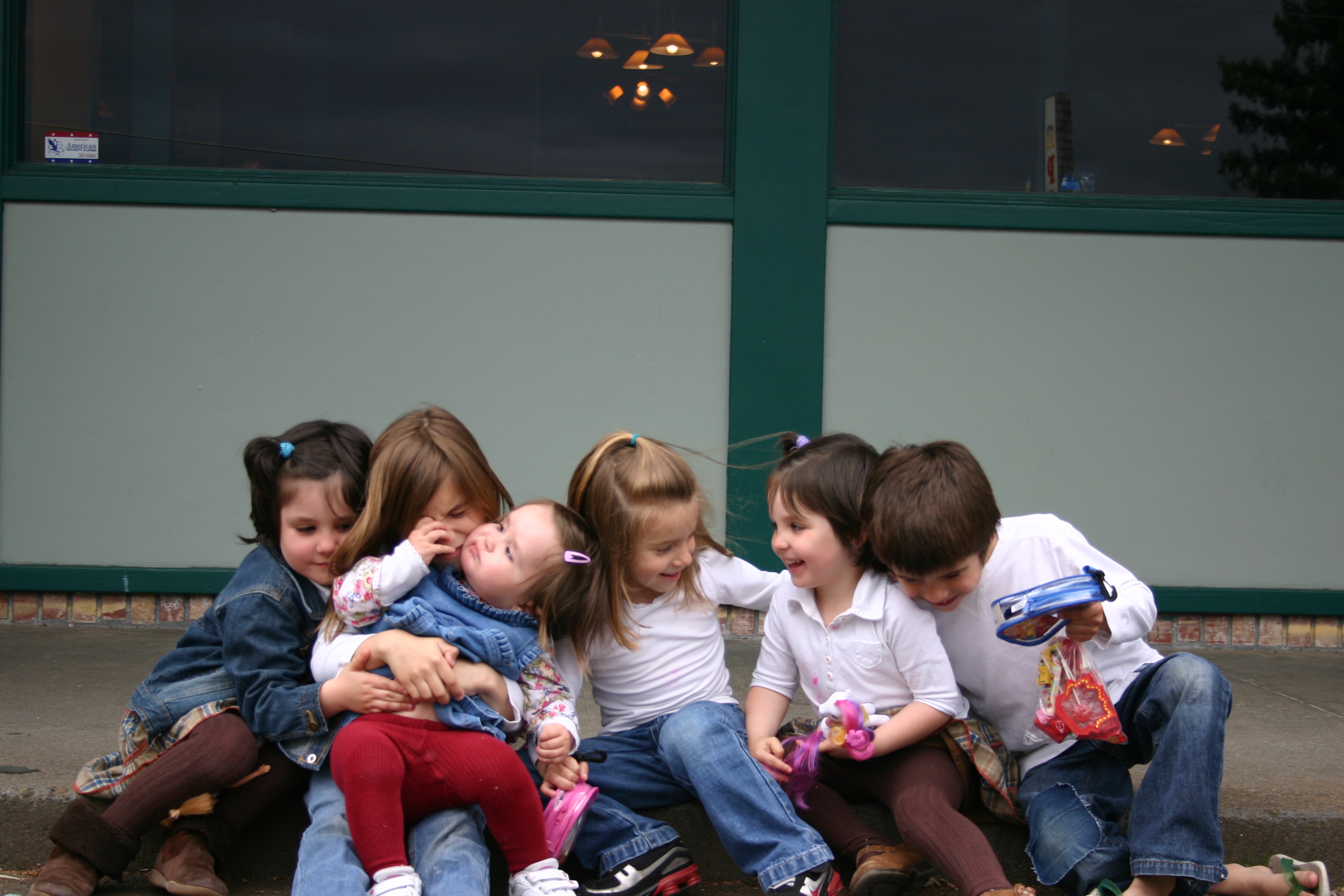 Lola, Alba, Olaiz, Angela, Sara y Andreu